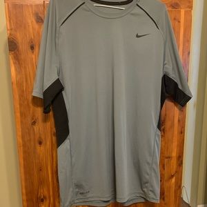 Men’s Nike Shirt